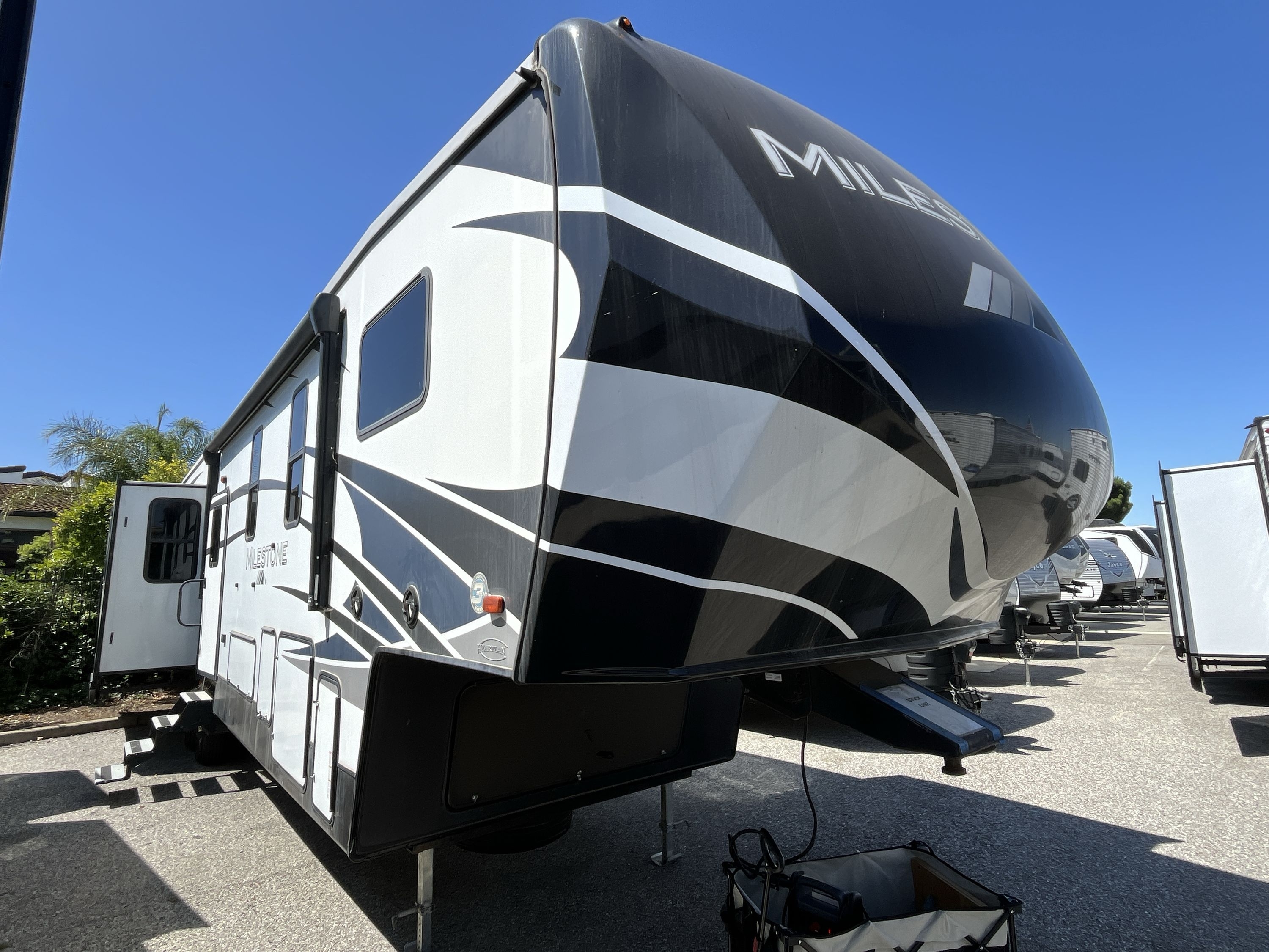 2019 Heartland MILESTONE 377MB in morgan hill CA