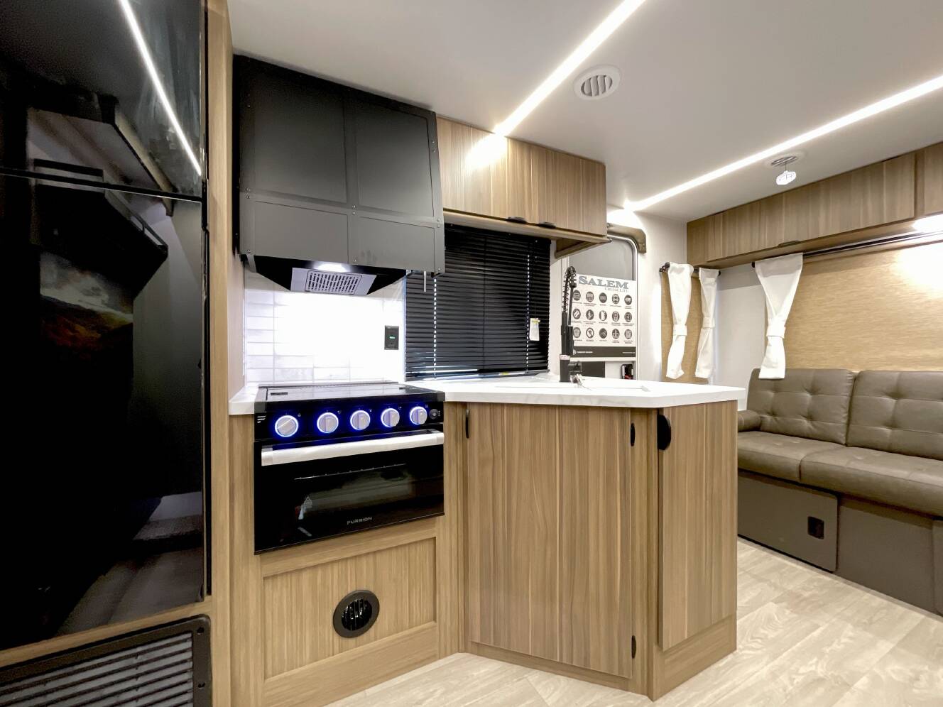 A photo of this 2026 Forest River SALEM CRUISE LITE 24RLXL
