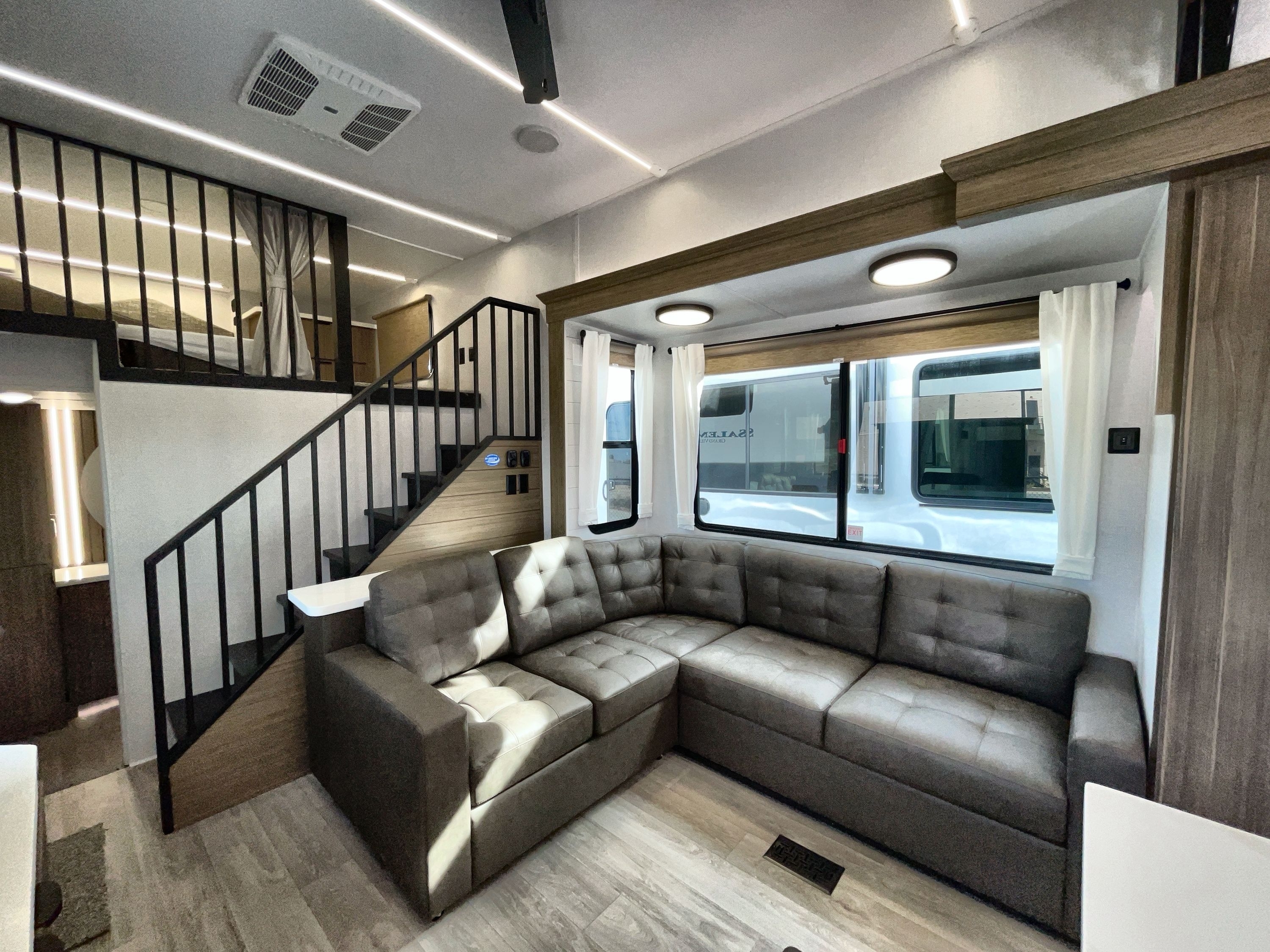 2026 Forest River SALEM VILLA GRAND 42ZEN in augusta GA