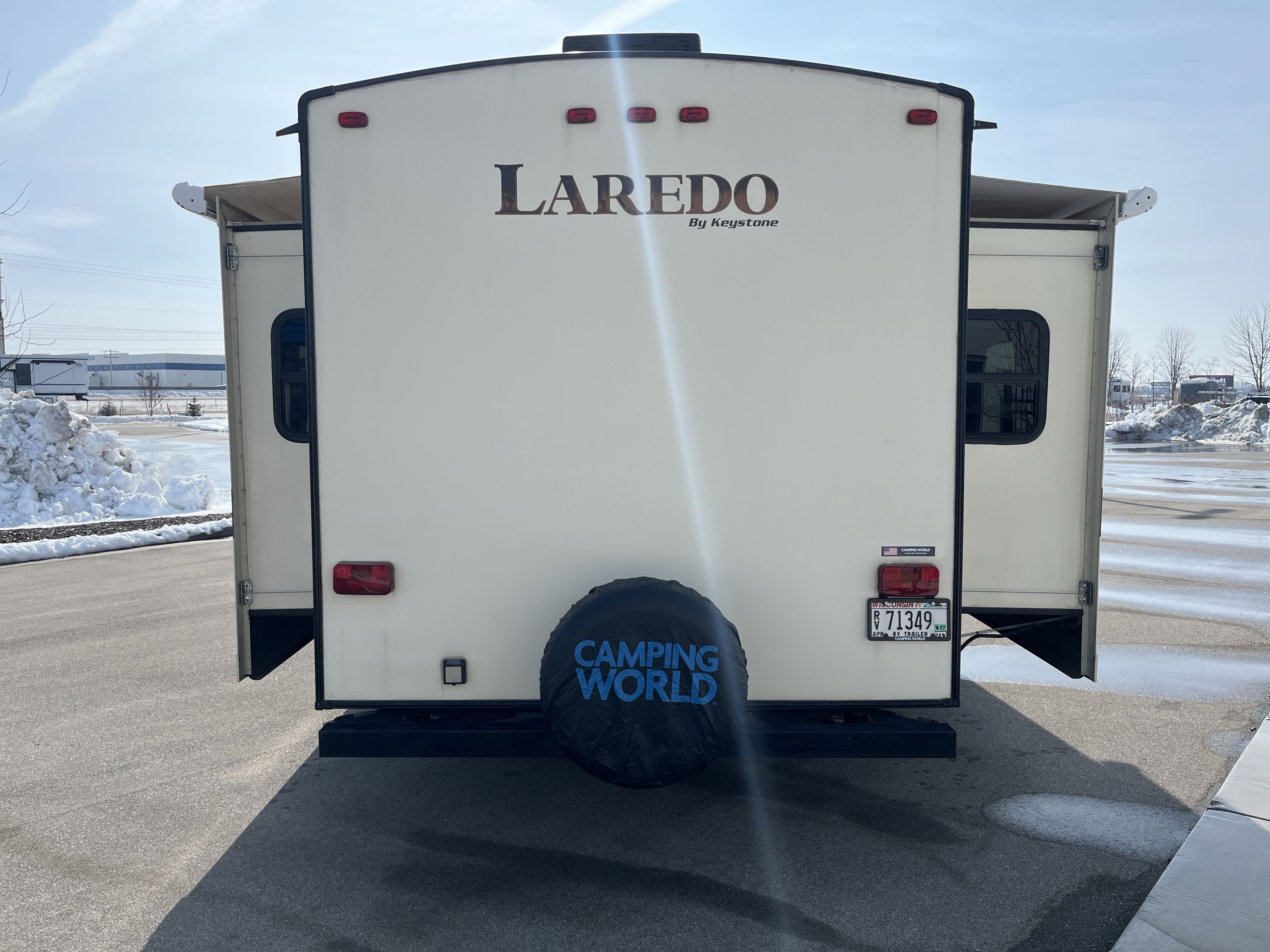 2015 Keystone LAREDO 314RE in oshkosh WI