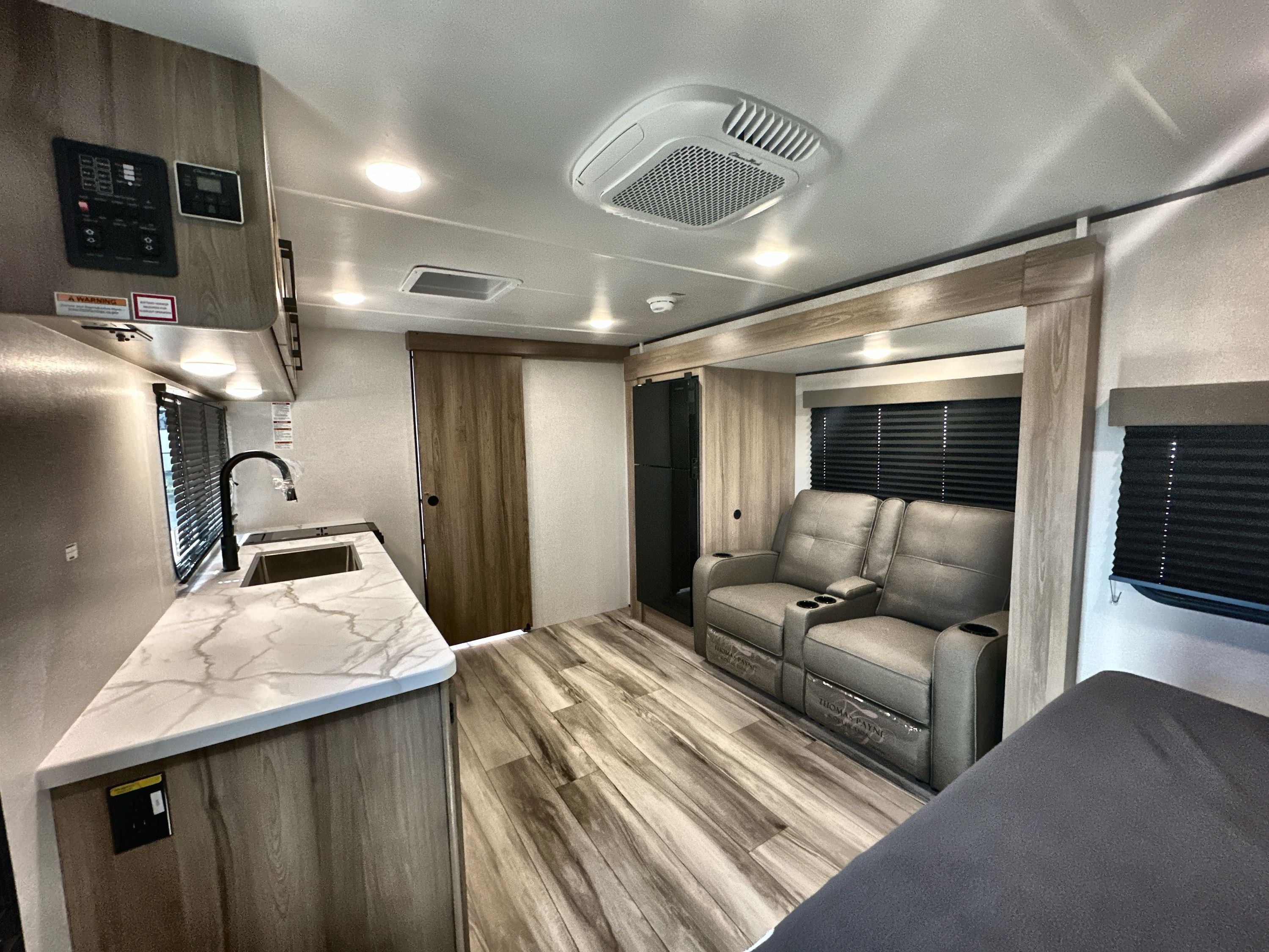 2027 Keystone COLEMAN LIGHT 18RX in houghton lake MI