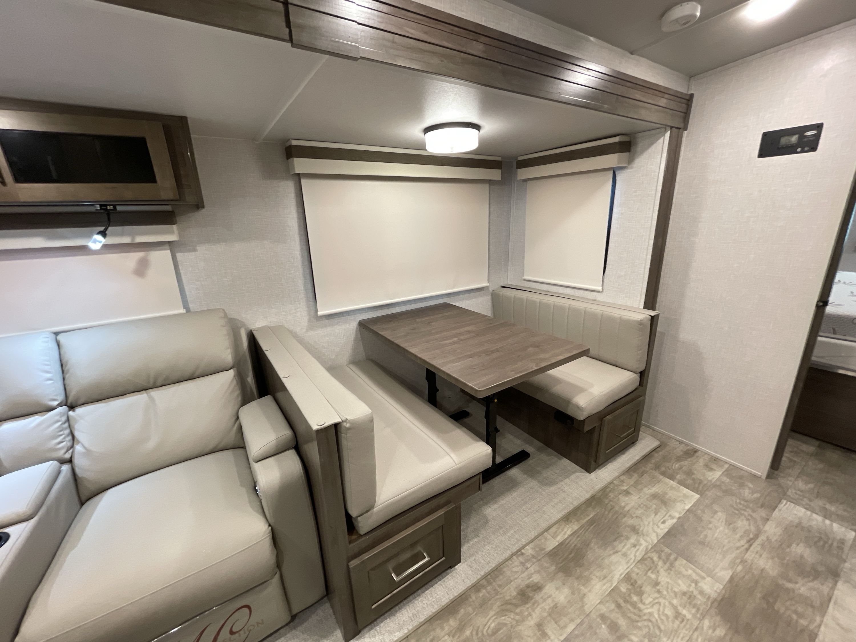2023 Forest River ROCKWOOD ULTRA LITE 2614BS in coldwater MI