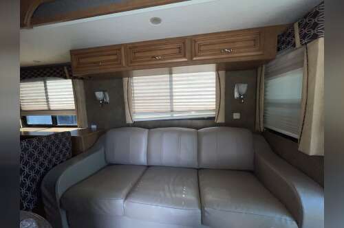 2013 Newmar CANYON STAR 3810 in buford GA