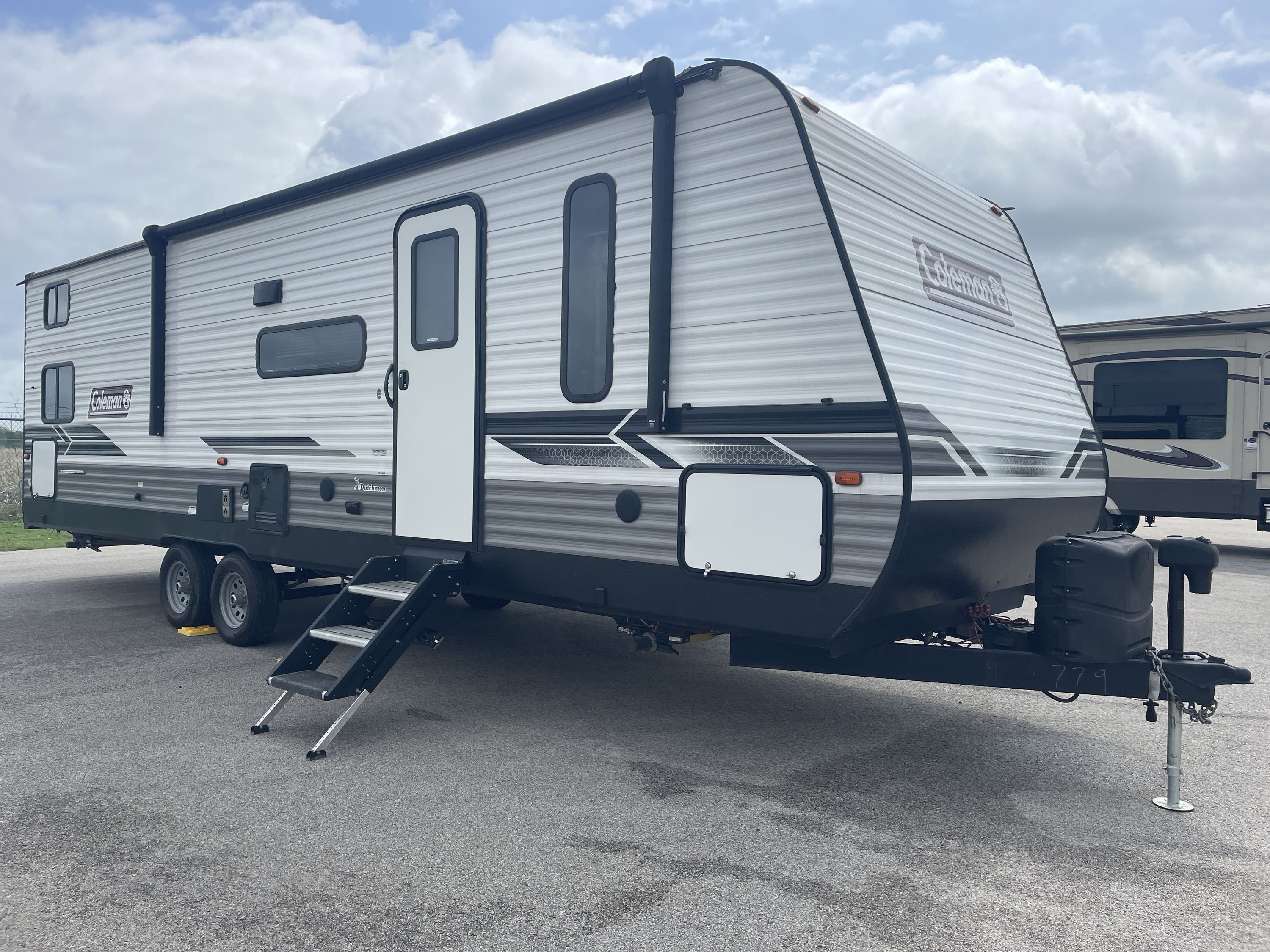 2023 Coleman COLEMAN LANTERN 295QB RV