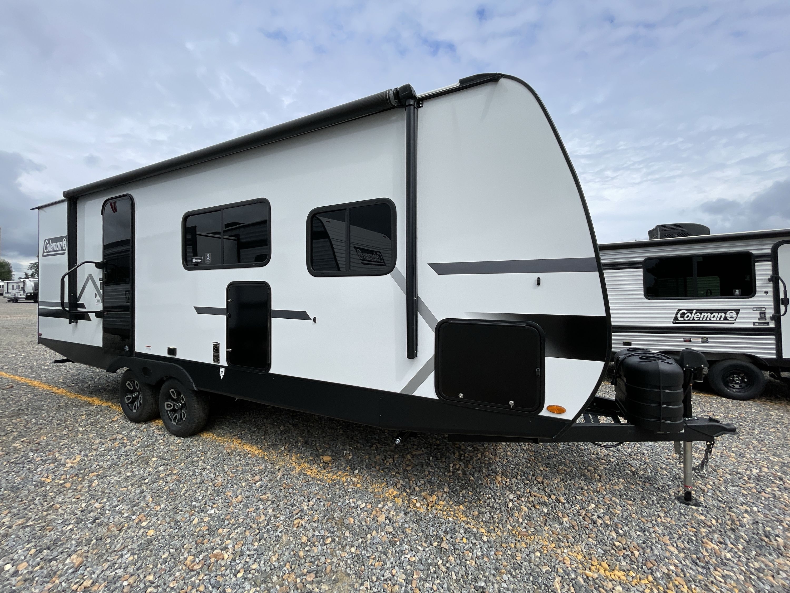 2027 Keystone COLEMAN LIGHT 22BX in thornburg VA