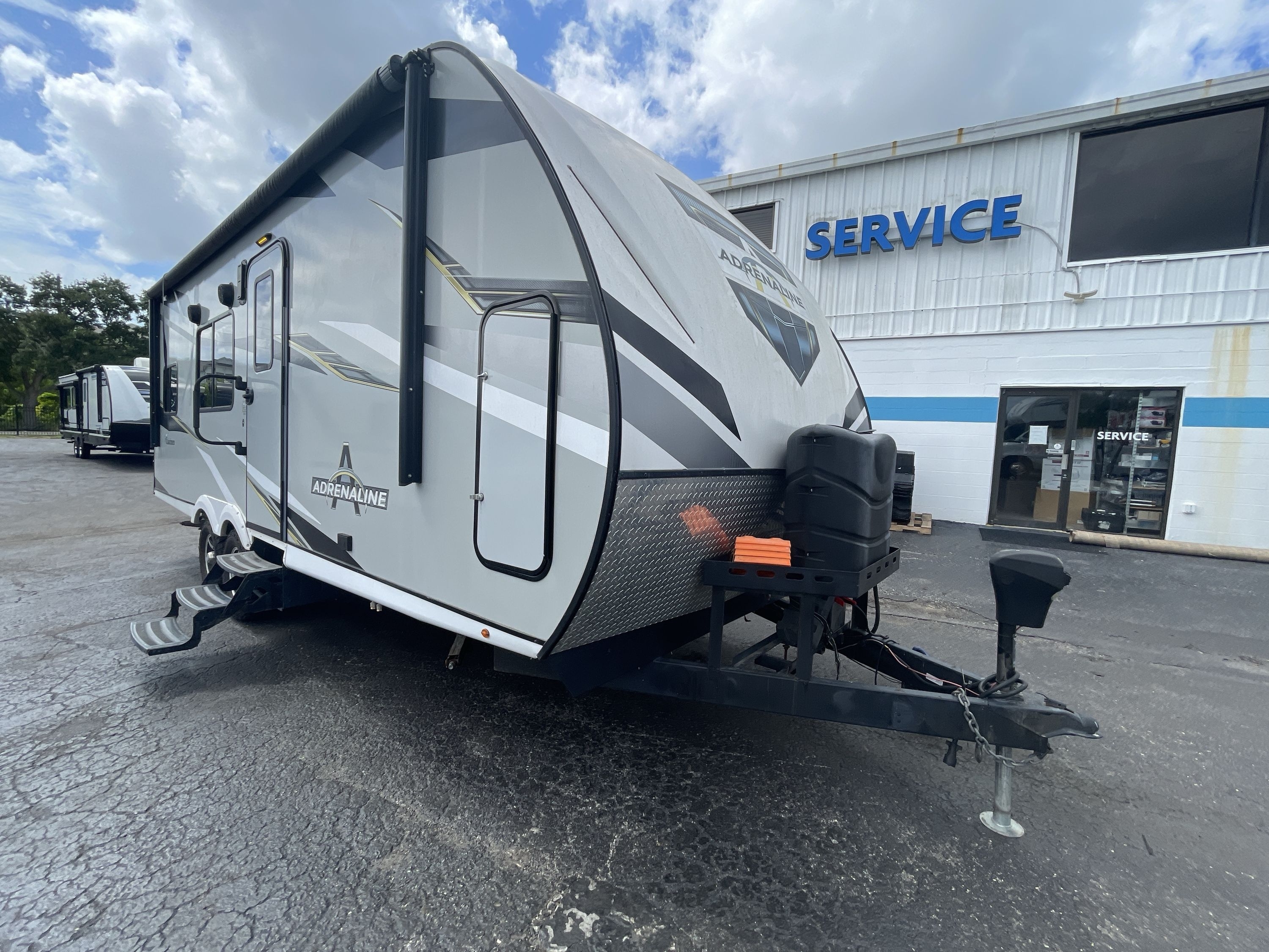 2022 Coachmen ADRENALINE 21LT Travel Trailer Toy Hauler RV