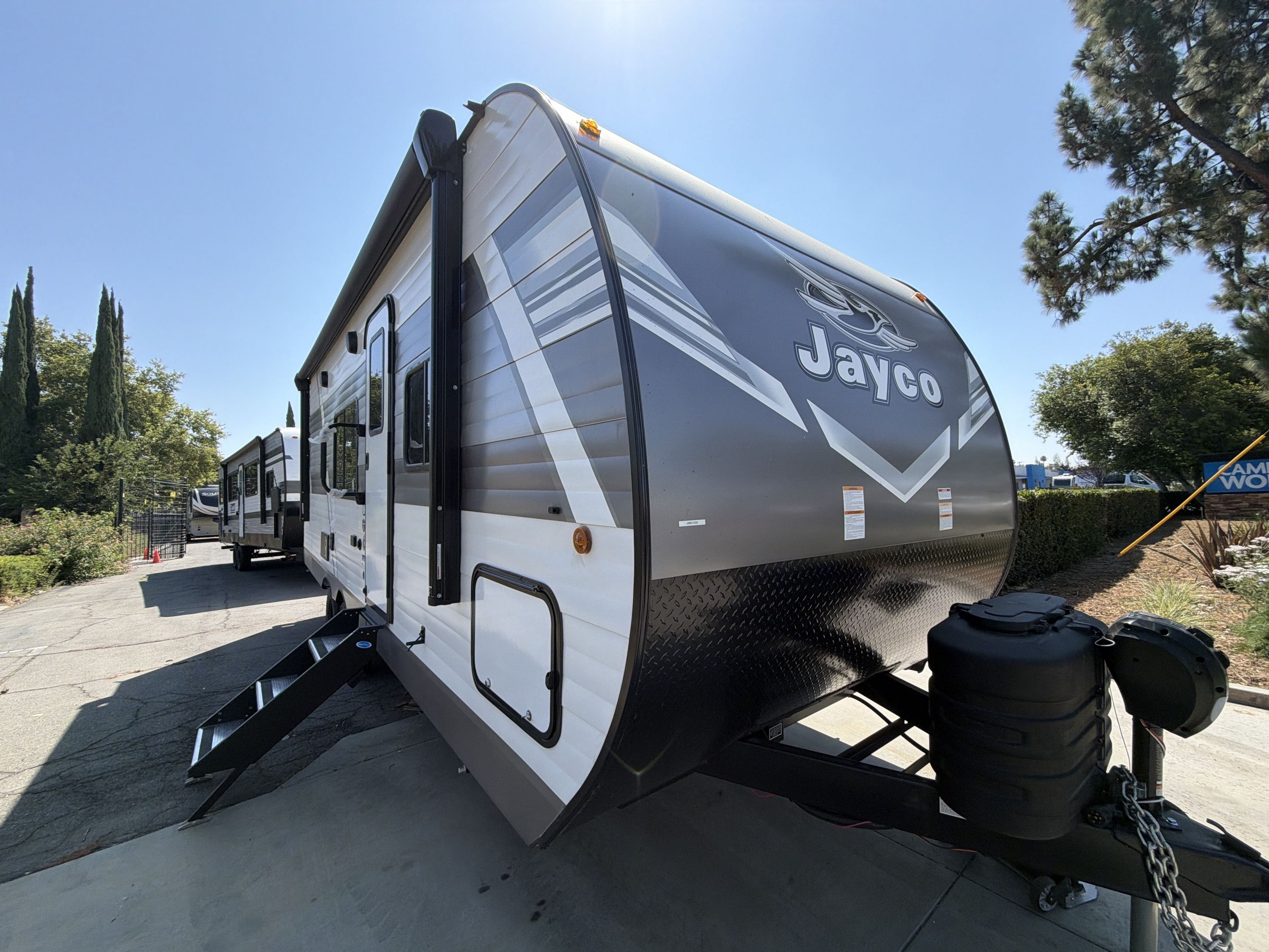 2027 Jayco JAY FLIGHT 225MLSW in riverside CA