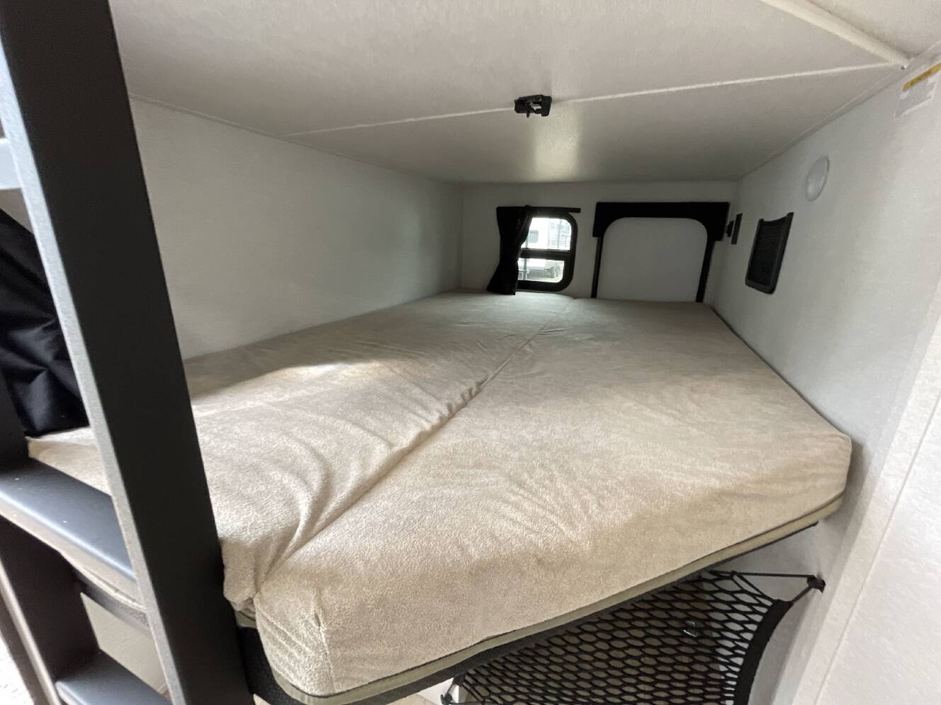 A photo of this 2027 Jayco JAY FEATHER 25BH