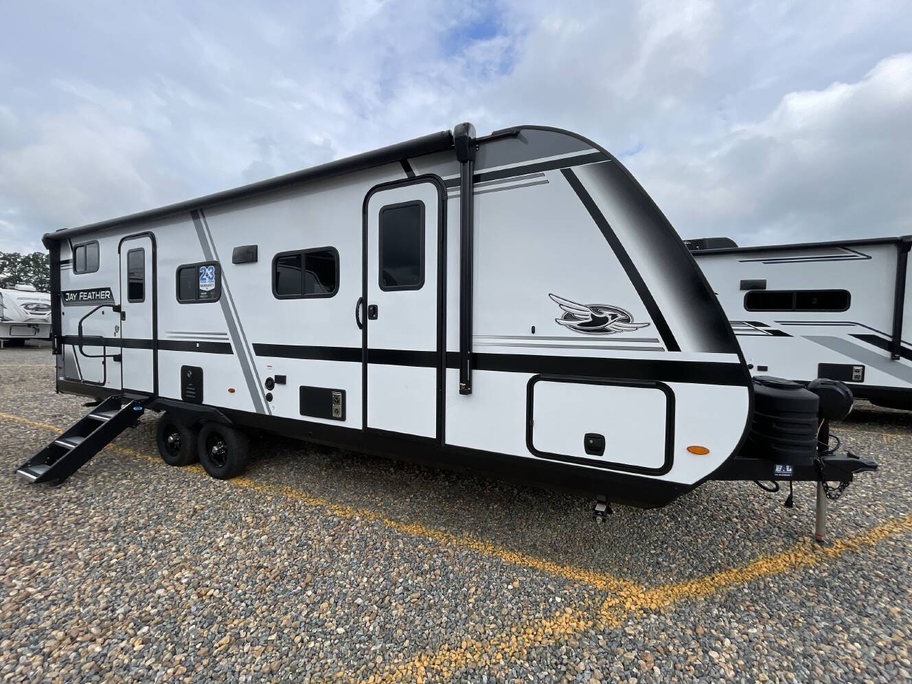 A photo of this 2027 Jayco JAY FEATHER 25BH