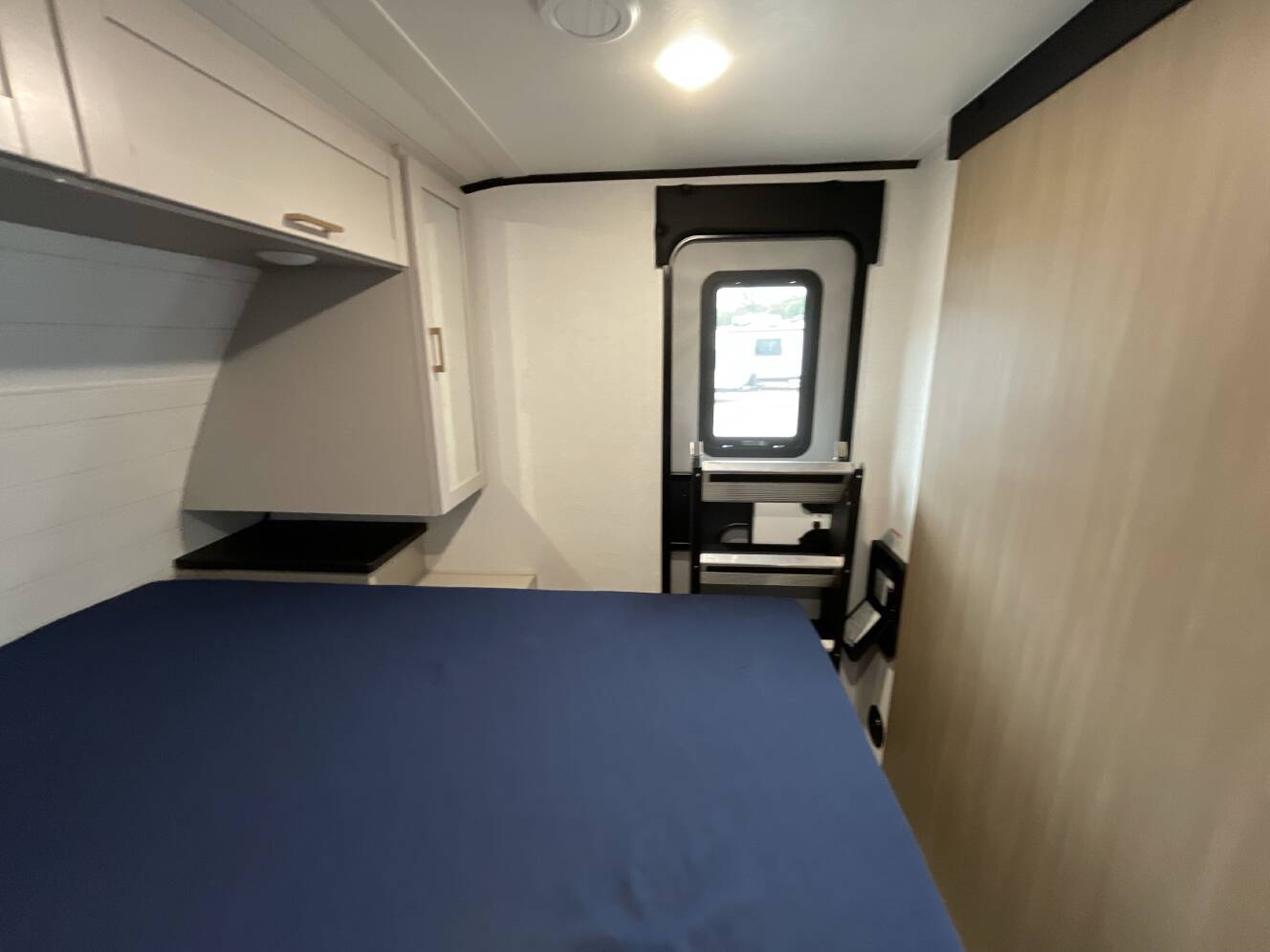 A photo of this 2027 Jayco JAY FEATHER 25BH