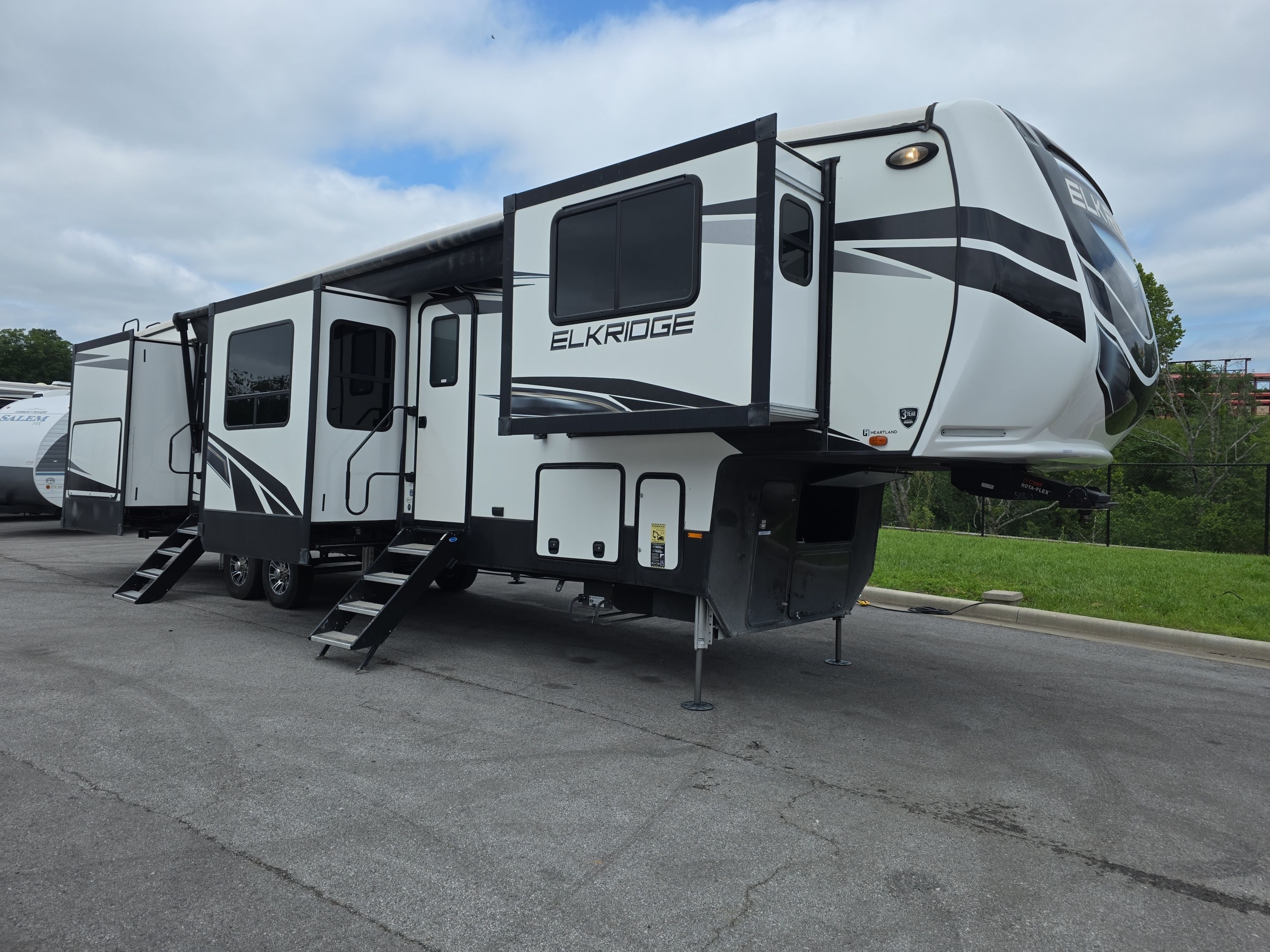 2022 Heartland ELKRIDGE 38FLIK in branson MO