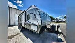 2018 Crossroads ZINGER 252BH RV