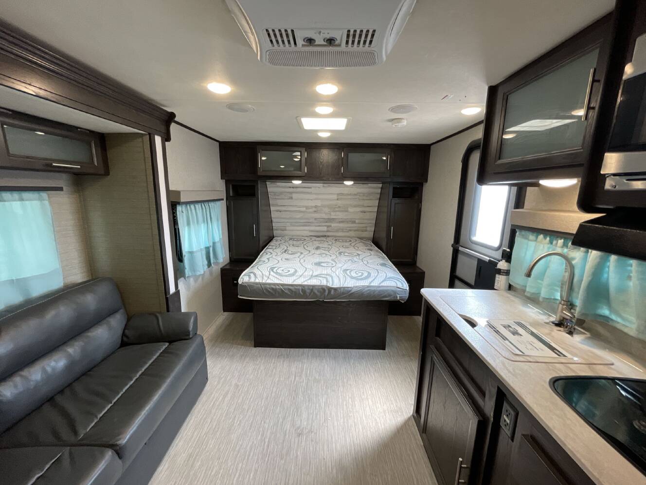 A photo of this 2019 Dutchmen KODIAK CUB 185MB