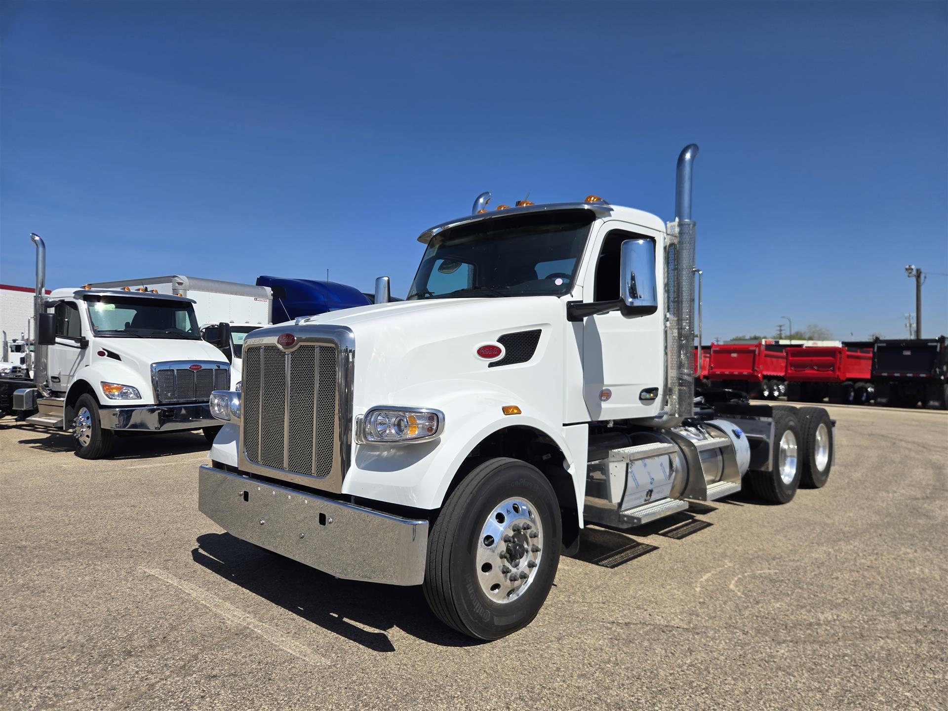 2027 PETERBILT 567 in South Saint Paul, MN