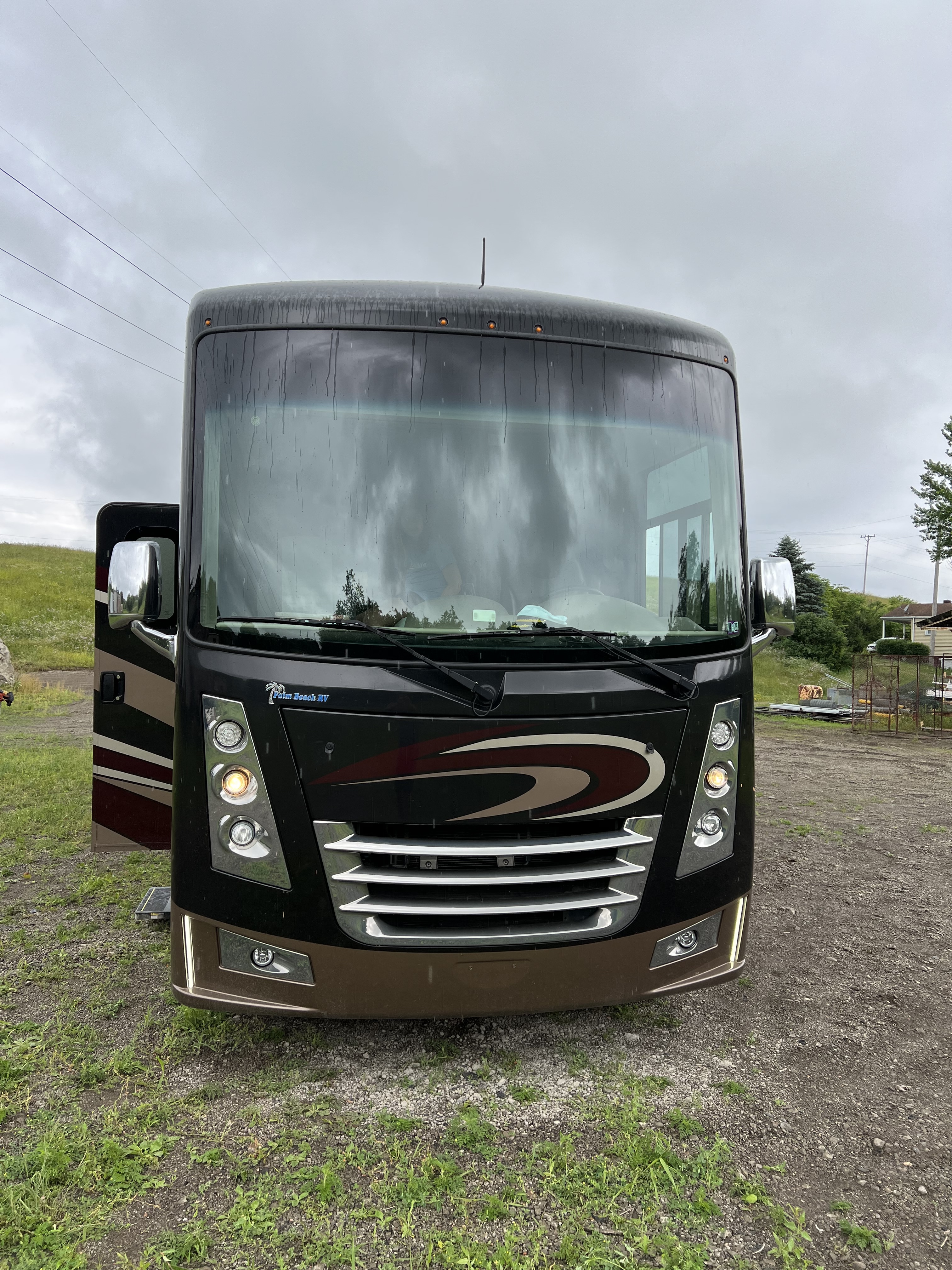 2019 Thor Motor Coach MIRAMAR 35 2 in mcdonald PA