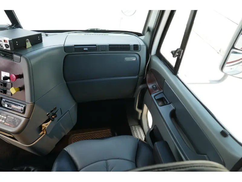 2002 FREIGHTLINER COLUMBIA
