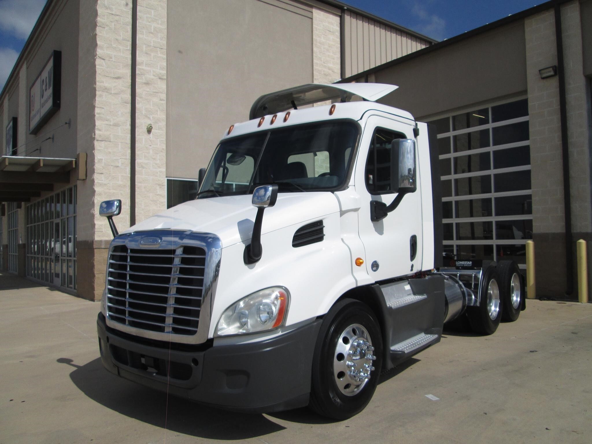 2019 FREIGHTLINER CASCADIA 113 in San Angelo, TX