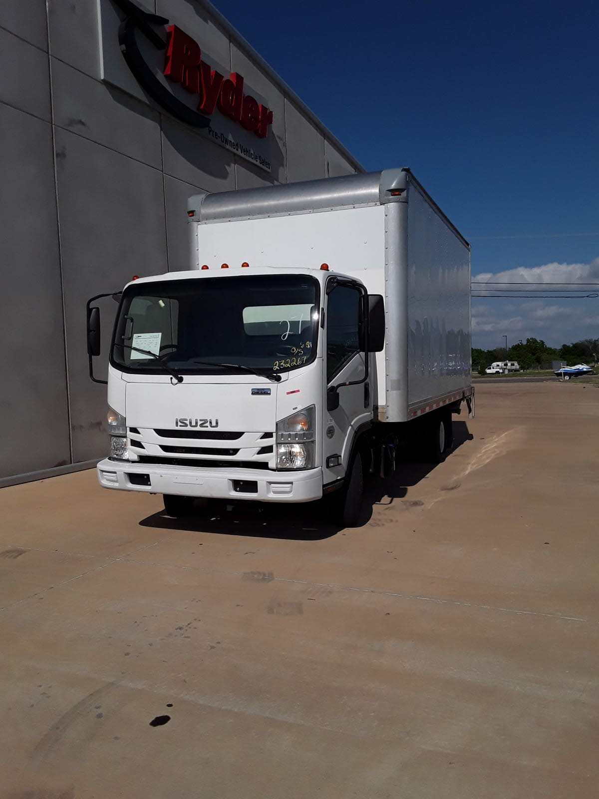 2019 ISUZU NPR HD in Oklahoma City, OK