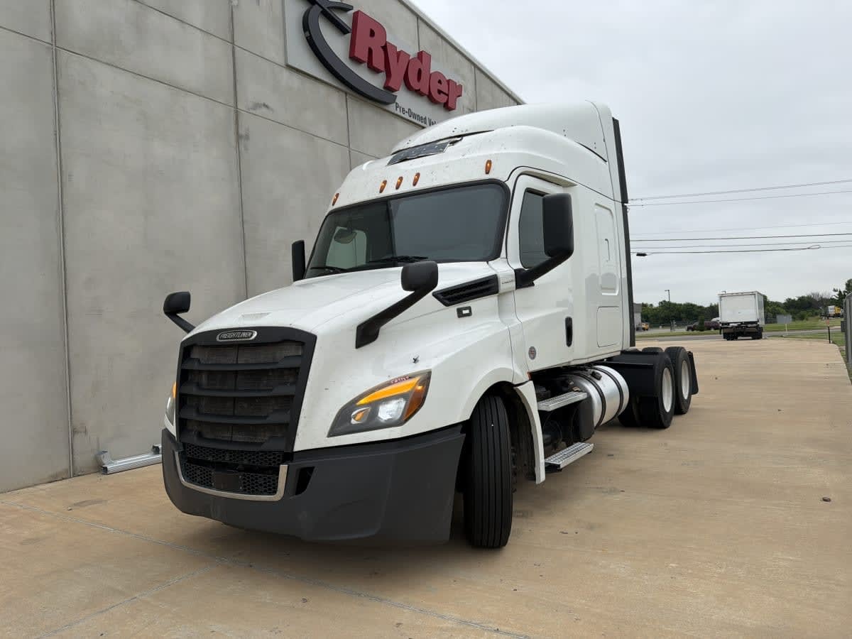 2019 FREIGHTLINER CASCADIA 126 in Oklahoma City, OK