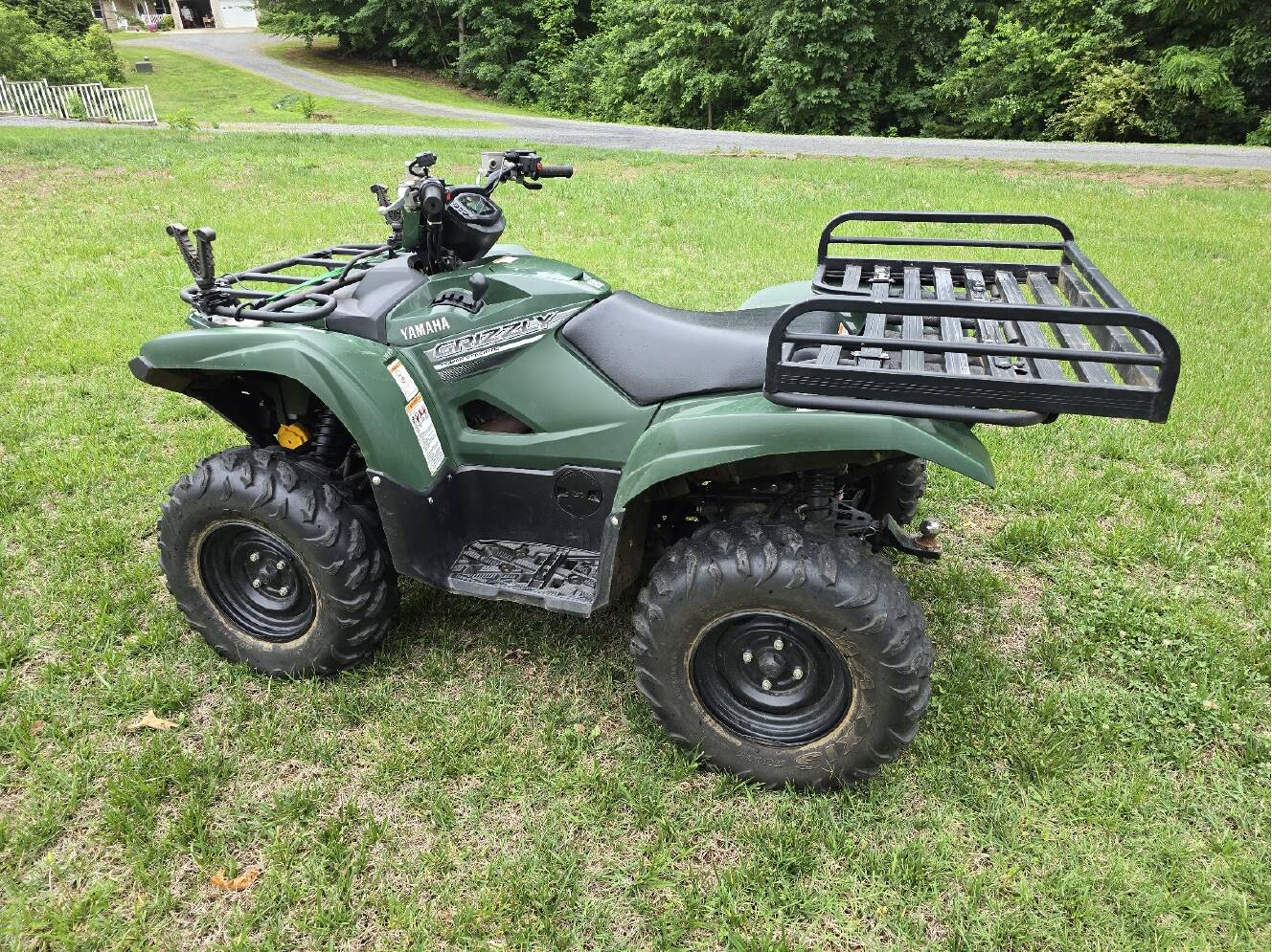 A photo of this 2016 Yamaha GRIZZLY 700 EPS LE