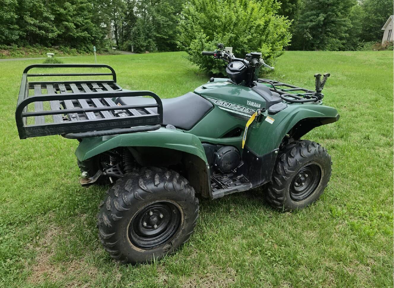 A photo of this 2016 Yamaha GRIZZLY 700 EPS LE