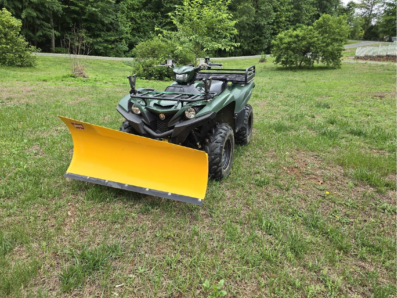 A photo of this 2016 Yamaha GRIZZLY 700 EPS LE