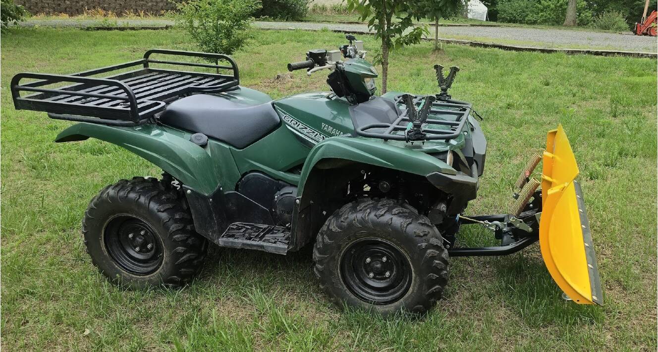 A photo of this 2016 Yamaha GRIZZLY 700 EPS LE