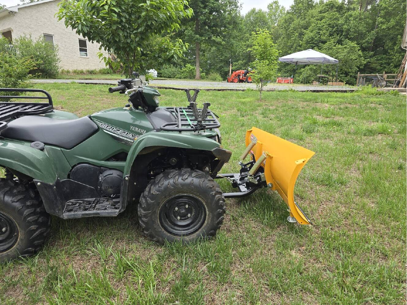 A photo of this 2016 Yamaha GRIZZLY 700 EPS LE