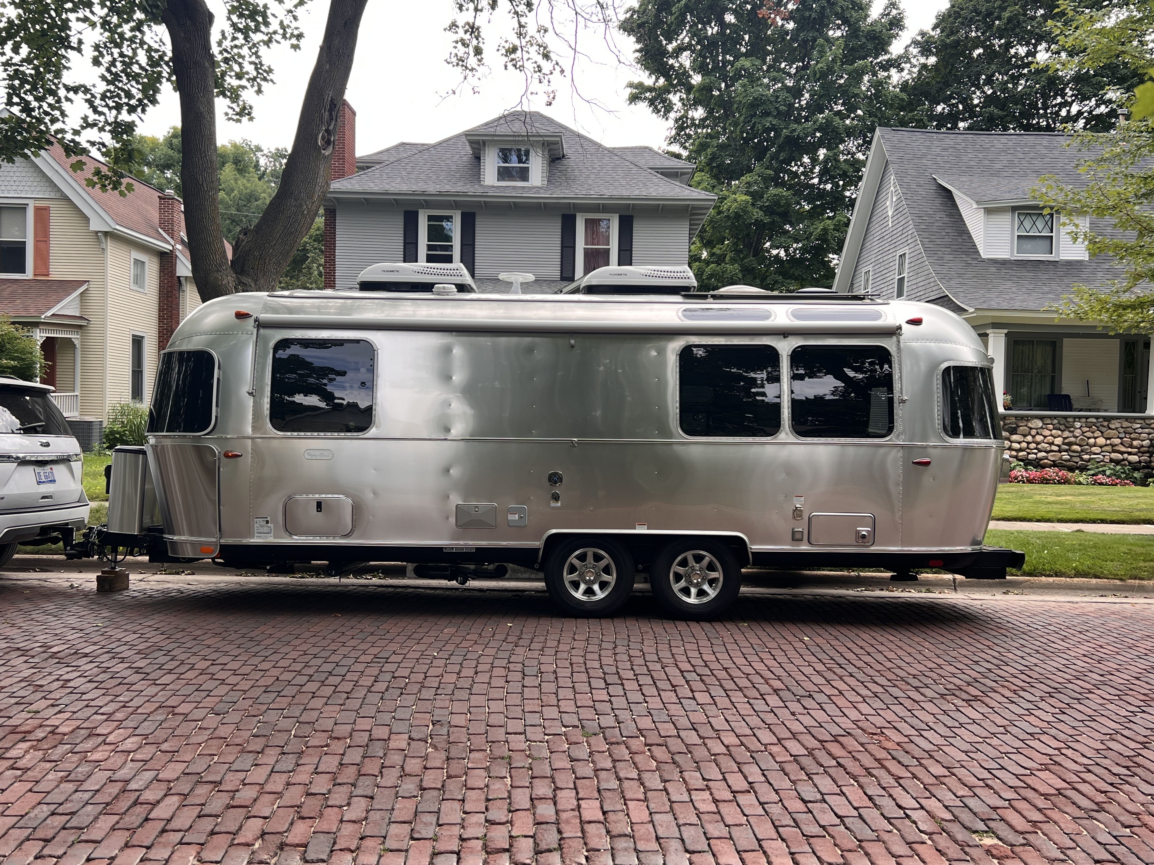 2023 Airstream FLYING CLOUD 25FB TWIN RV