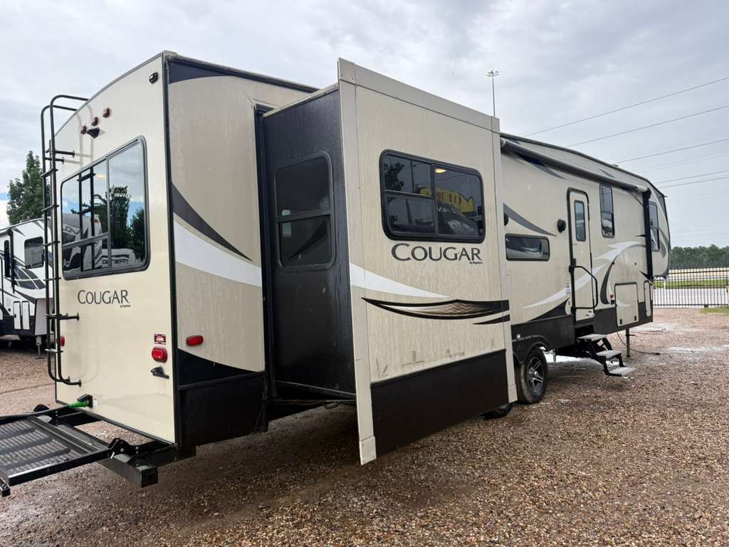 2019 Keystone COUGAR 366RDS in porter TX
