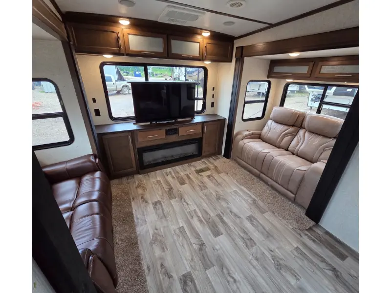 2019 KEYSTONE COUGAR 366RDS