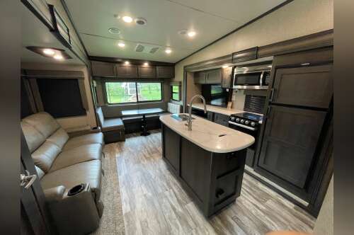 2022 Grand Design REFLECTION 31MB in whitesboro TX