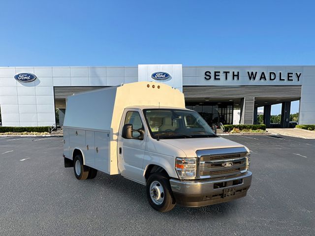 2026 FORD ECONOLINE in Pauls Valley, OK