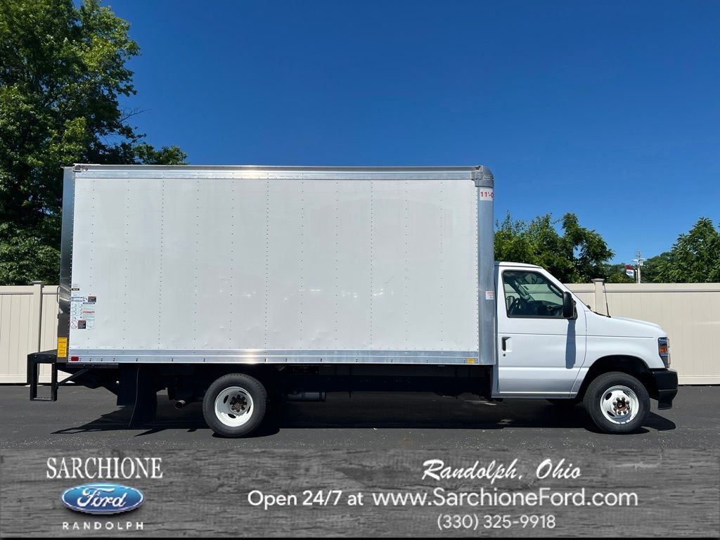 2024 FORD ECONOLINE in Randolph, OH