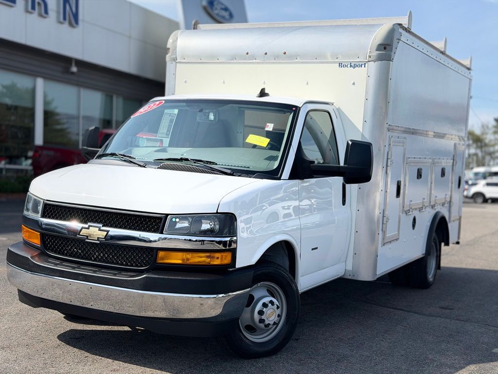2022 CHEVROLET Express 3500 in Lowell, MA