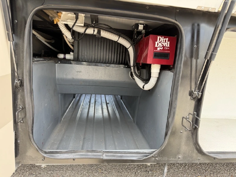 2008 FLEETWOOD EXPEDITION 38V