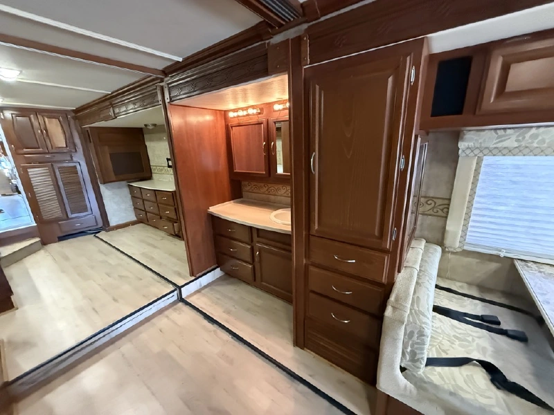 2008 FLEETWOOD EXPEDITION 38V