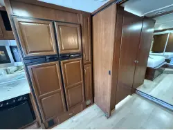 2008 FLEETWOOD EXPEDITION 38V