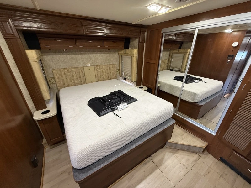 2008 FLEETWOOD EXPEDITION 38V