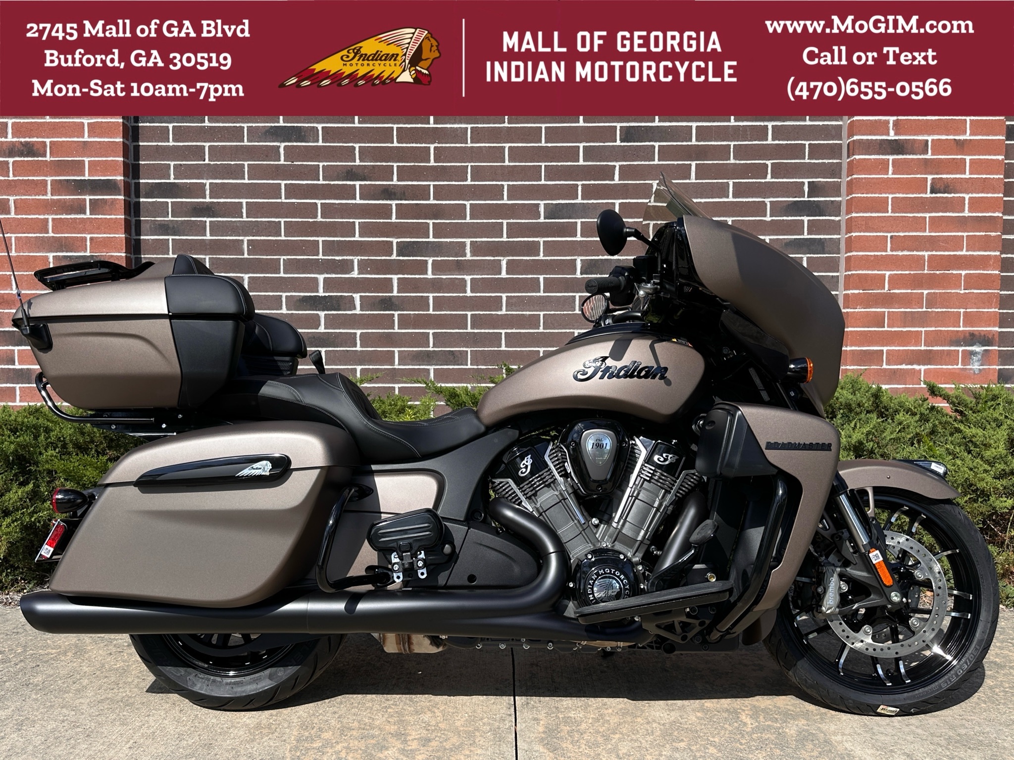2025 Indian Motorcycle Roadmaster® PowerPlus Dark Horse® DARK HORSE in Buford, GA