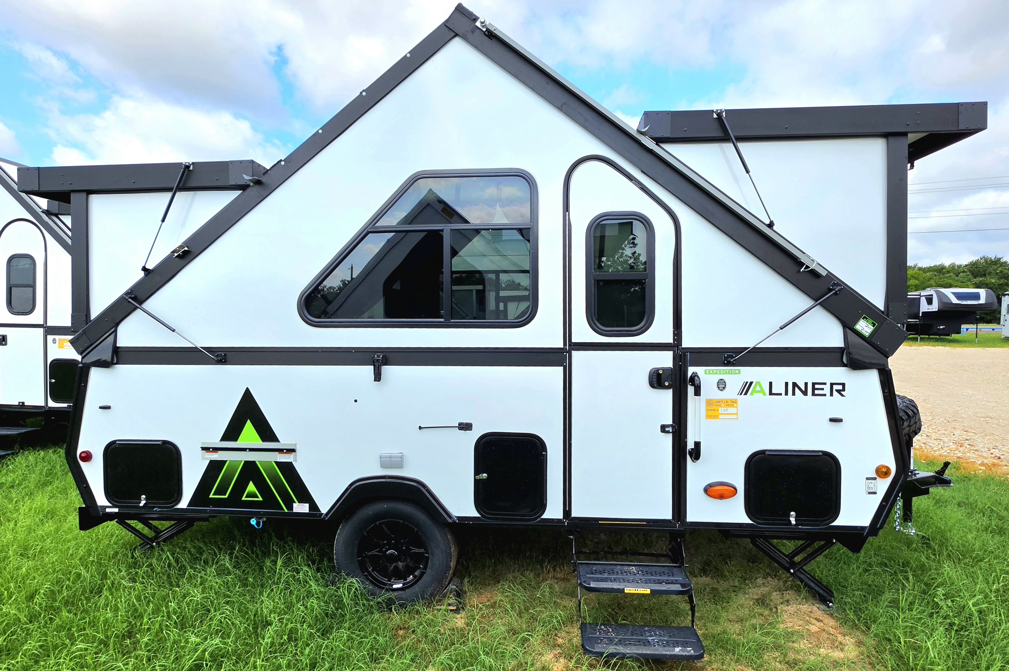 2027 Aliner EXPEDITION - REAR SOFA in granbury TX
