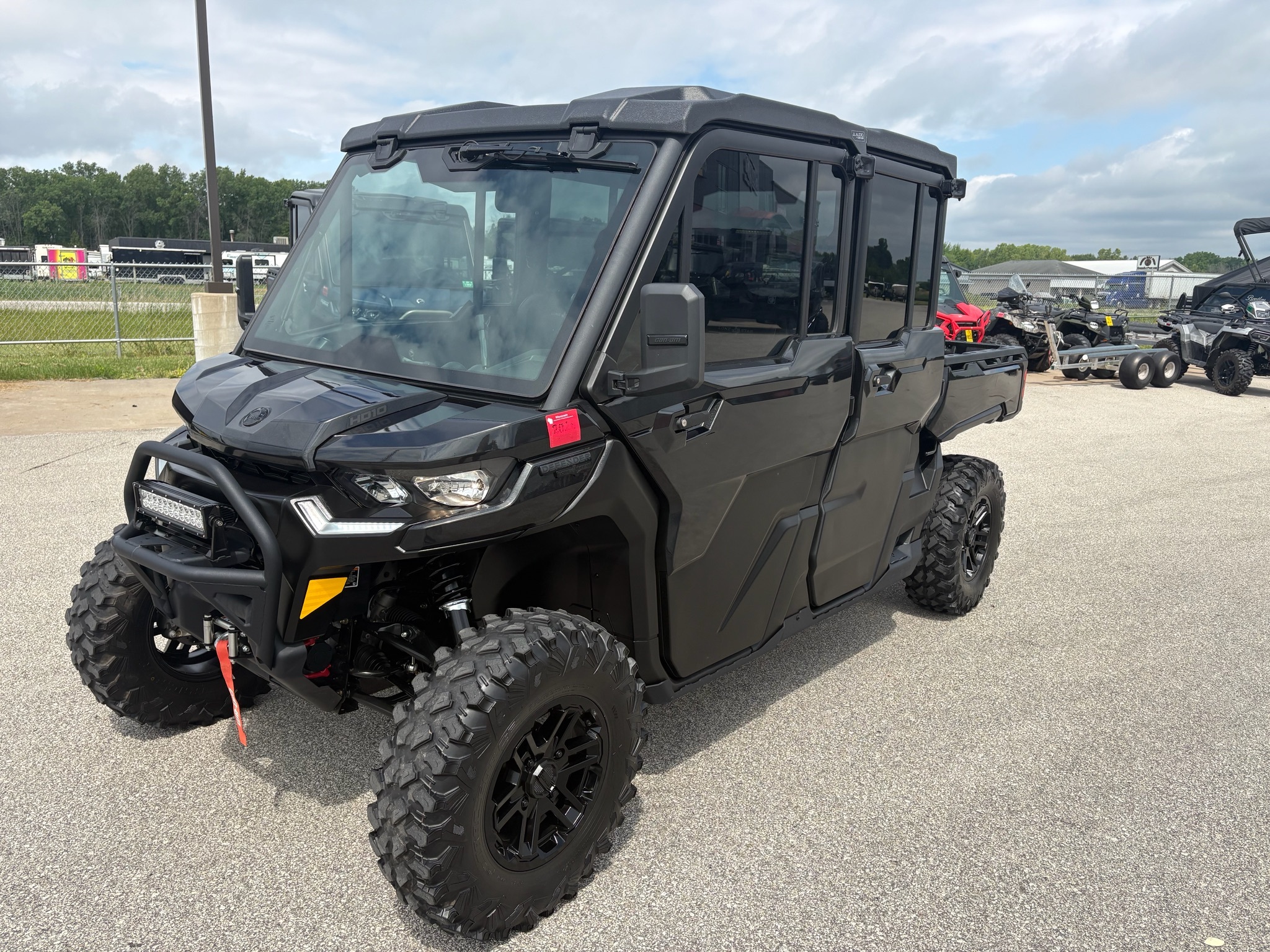 2025 Can-Am Defender MAX Lone Star CAB in suamico WI