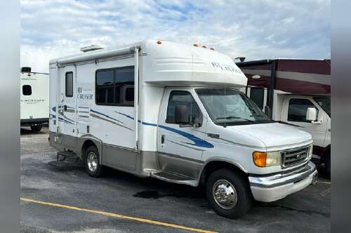 2004 Gulf Stream B TOURING CRUISER 5211 in jones MI