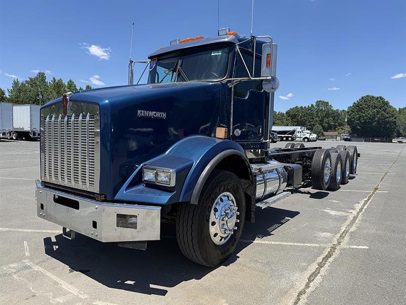 2019 KENWORTH T800 in Chesapeake, VA