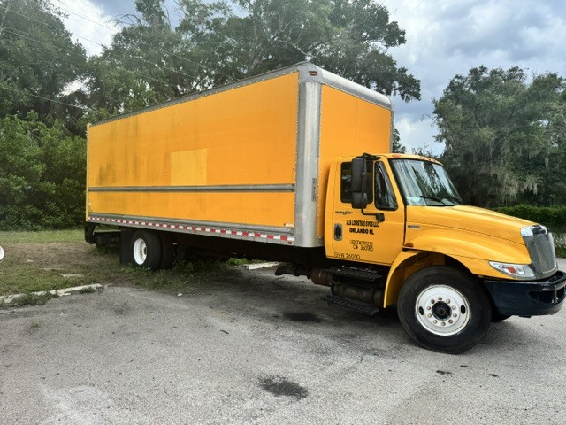 2013 INTERNATIONAL 4300 in Longwood, FL
