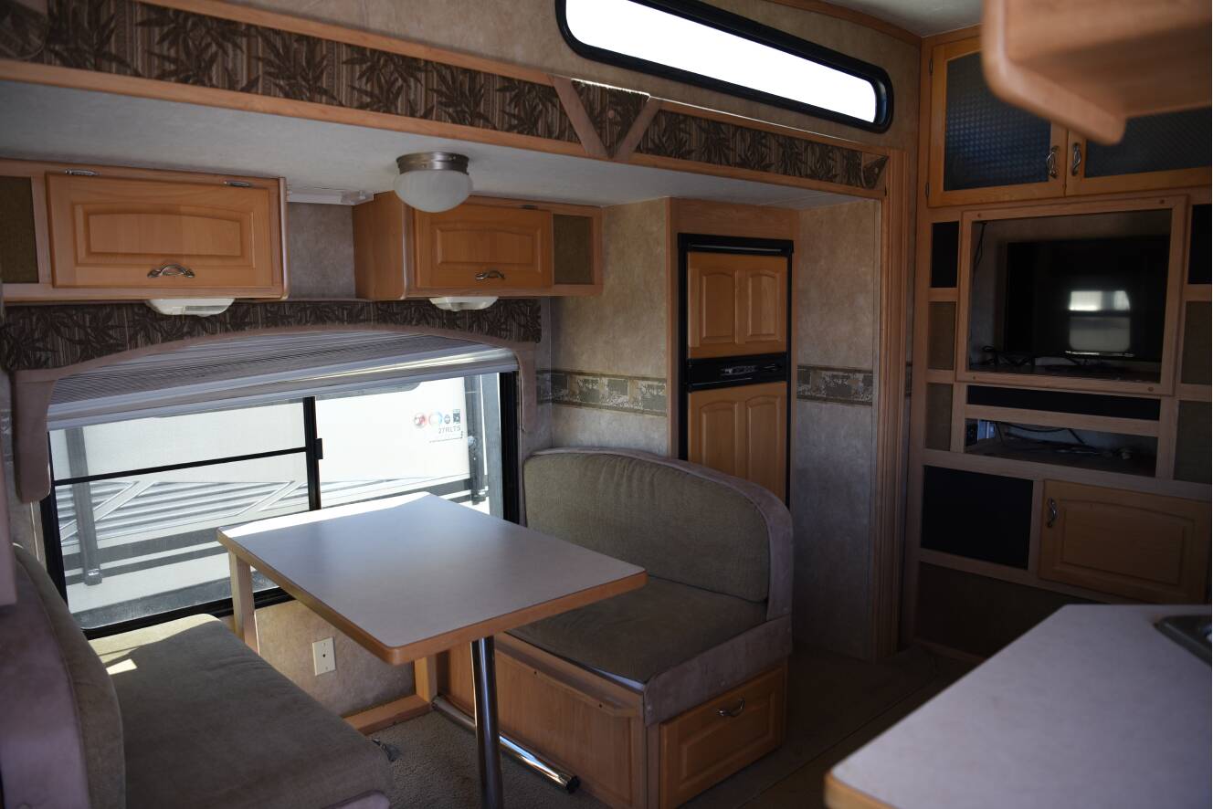 A photo of this 2007 Thor Motor Coach JAZZ 2550RL