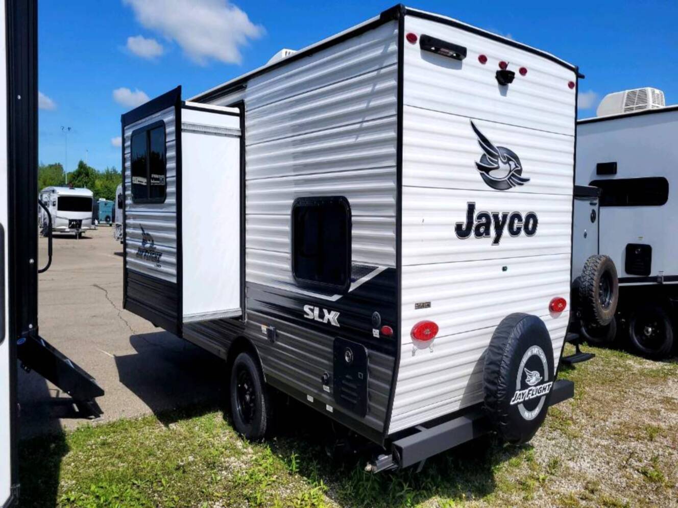 A photo of this 2024 Jayco Jay Flight SLX 184BS