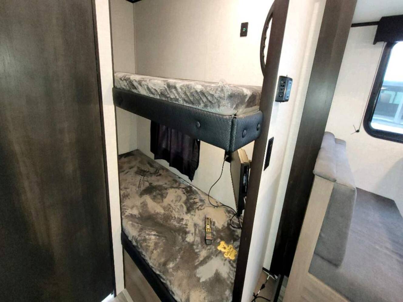 A photo of this 2024 Jayco Jay Flight SLX 184BS