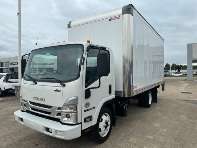 2024 Isuzu NPR-XD DIESEL 18' FT BOX AND LIFT in Katy, TX