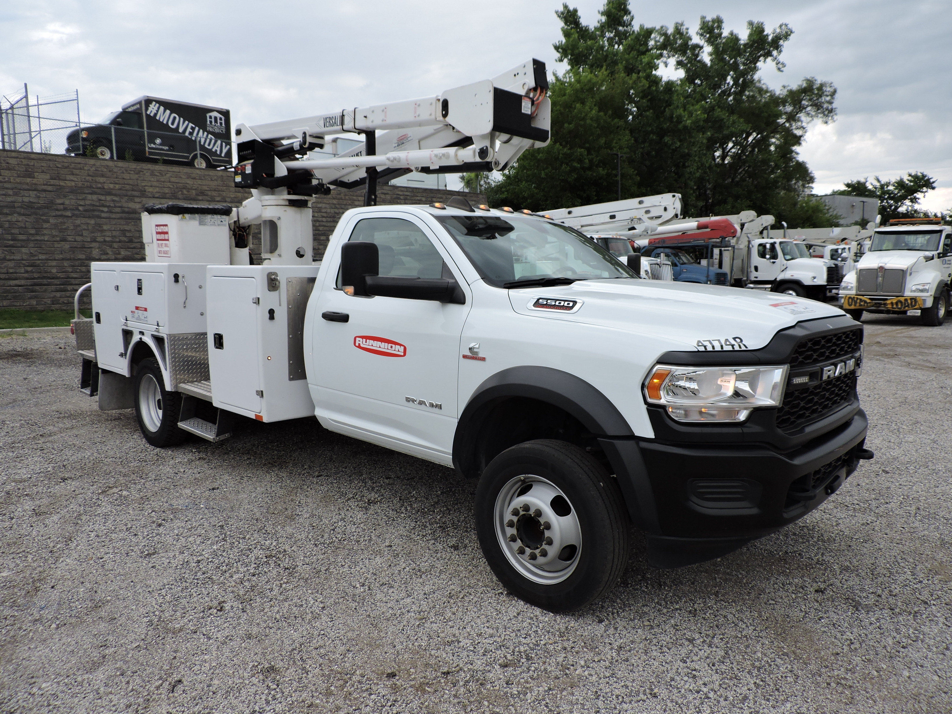 2022 VERSALIFT SST-40-EIH in La Grange, IL